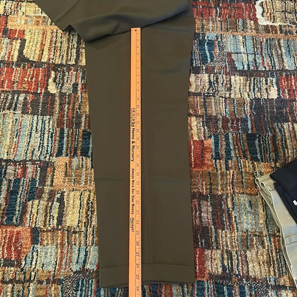 3 for 1 price:  Bundle of 3 pair of men’s Dockers pants. All pairs Size 30x30. - Picture 5 of 15